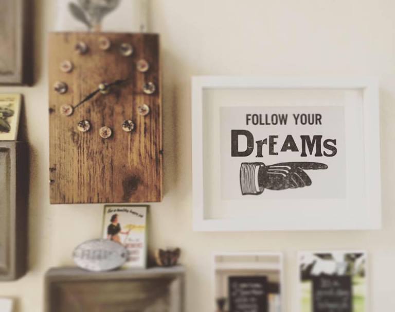 Follow your dreams Ms Bandit Wood